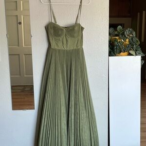 Hutch Amara Green Pleated Midi Dress